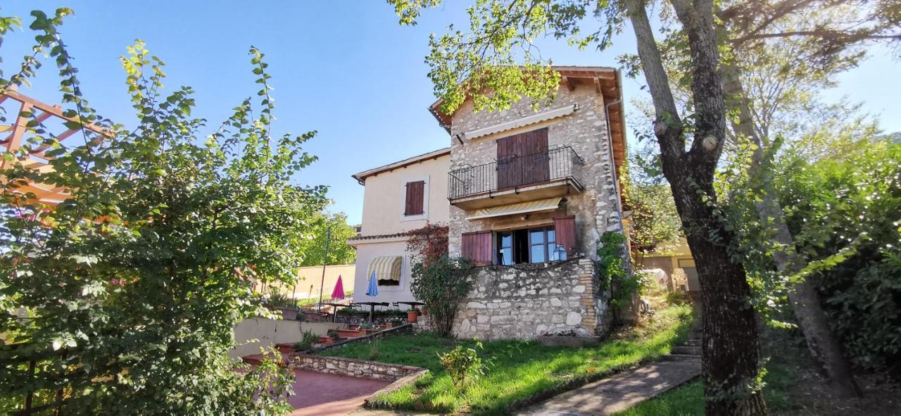 Country House Trevi Umbria Borghetto Vetuliae Santa Maria in Valle Bagian luar foto